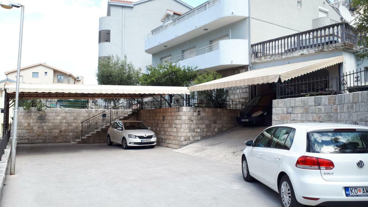 Studio Apartments Ilija Kotor Luaran gambar